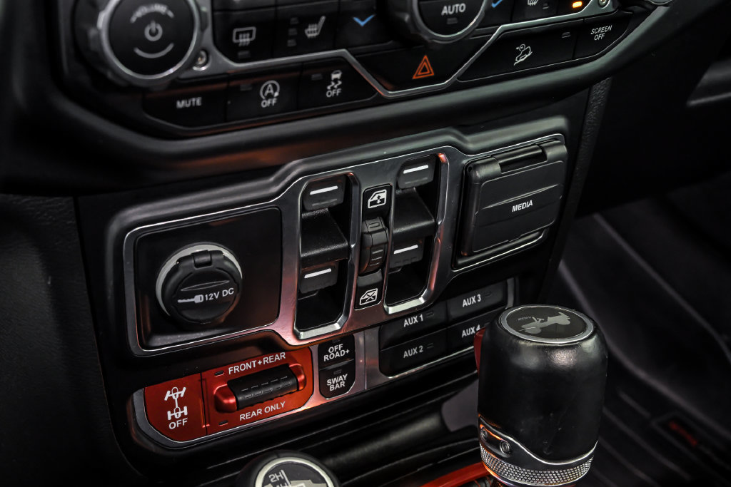 Used 2021 Jeep Wrangler Unlimited Rubicon AWD/4WD image 24