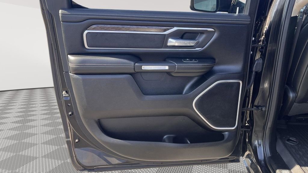 Used 2020 RAM 1500 Laramie image 16
