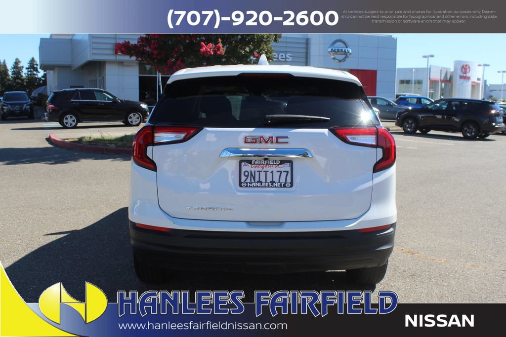 Used 2024 GMC Terrain SLE FWD image 8