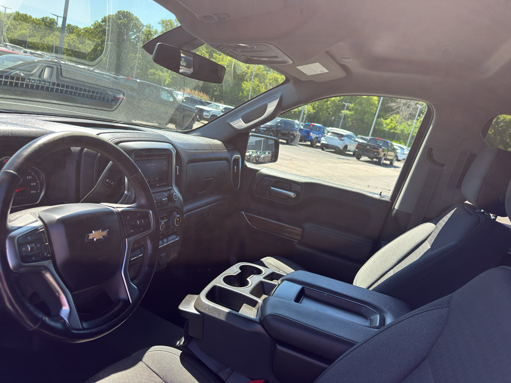 Certified 2021 Chevrolet Silverado 1500 LT AWD/4WD image 26