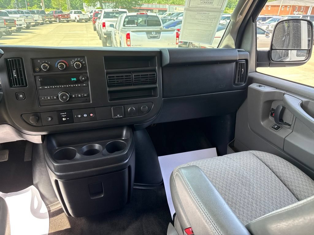 Used 2015 Chevrolet Express 3500 LT w/ LT Preferred Equipment Group RWD image 9
