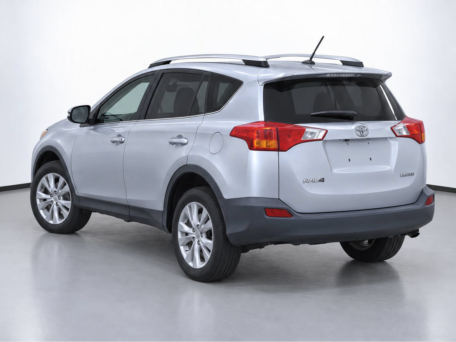 Used 2014 Toyota RAV4 Limited FWD image 7