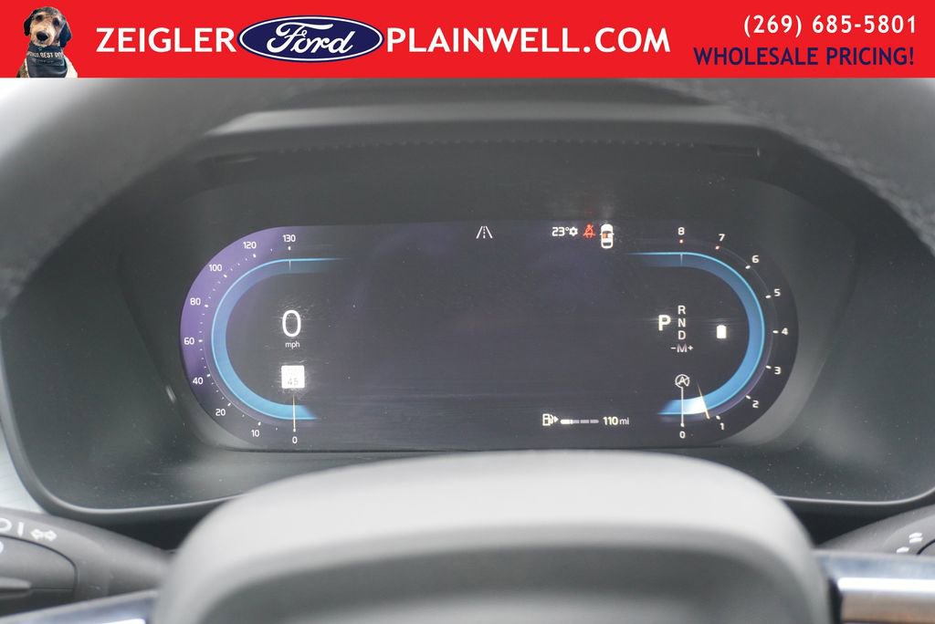 Used 2024 Volvo XC40 B5 Core image 25