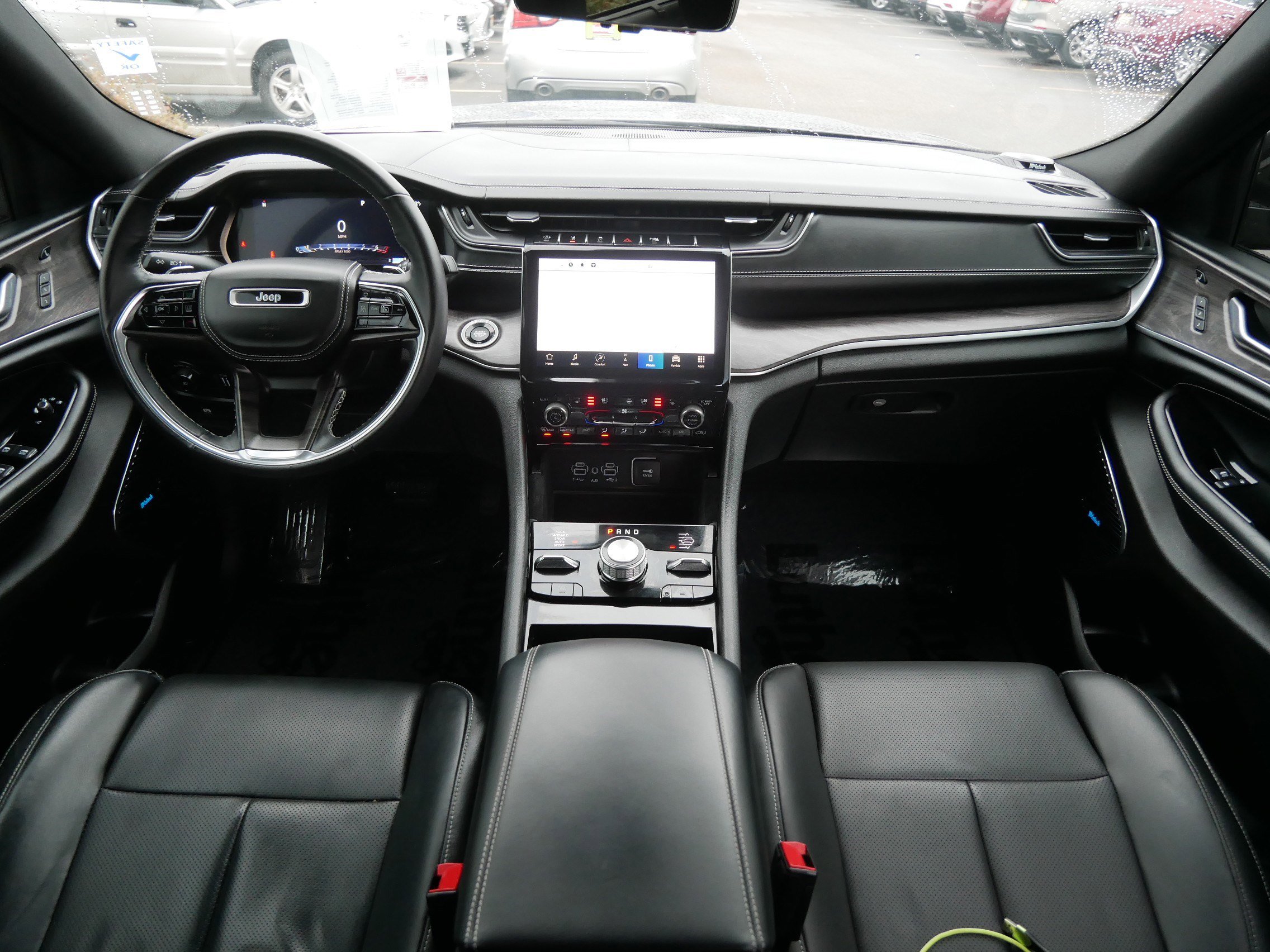 Used 2022 Jeep Grand Cherokee Overland w/ Luxury Tech Group IV image 10