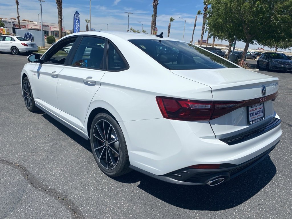 New 2025 Volkswagen Jetta GLI Autobahn image 5