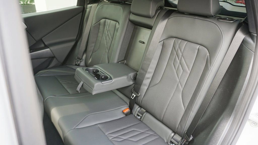 Used 2026 BMW X3 xDrive30 w/ Convenience Package image 11