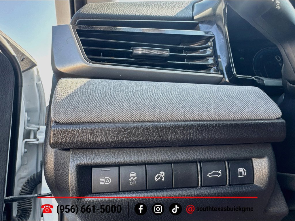 Used 2025 Toyota Camry LE w/ Convenience Package FWD image 21