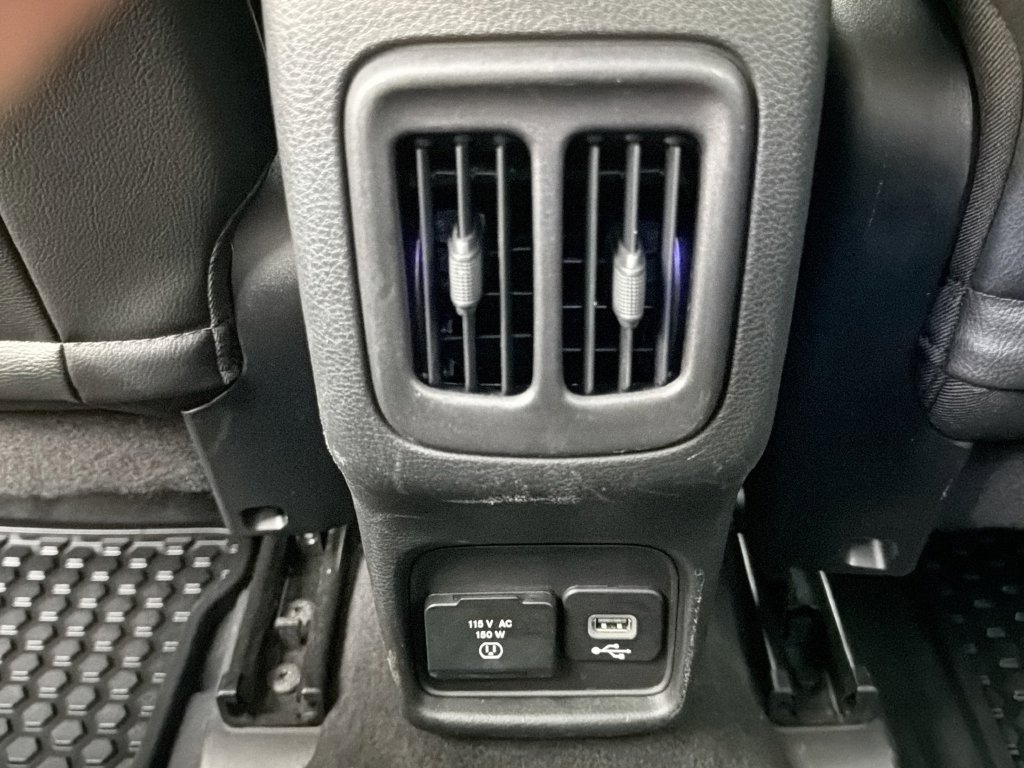 Used 2018 Jeep Compass Latitude w/ Popular Equipment Group AWD/4WD image 22