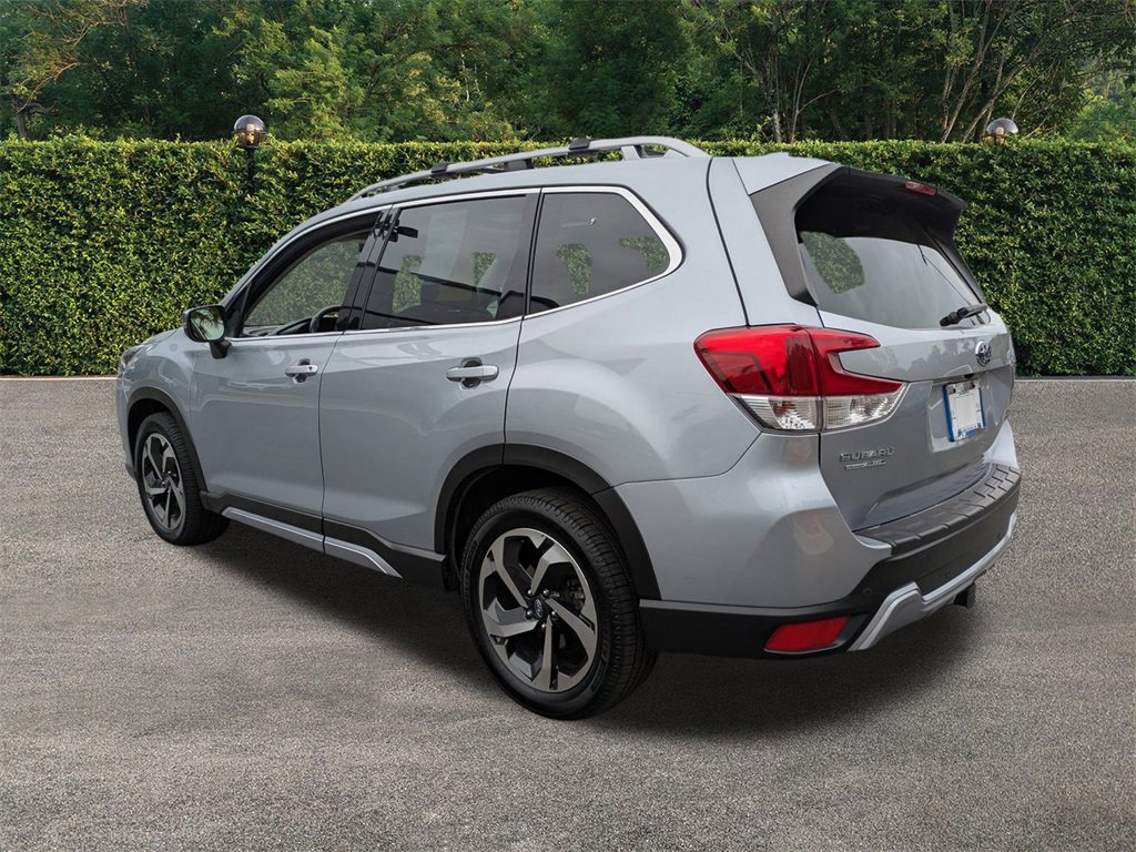 Used 2022 Subaru Forester Touring w/ Popular Package #3 image 6