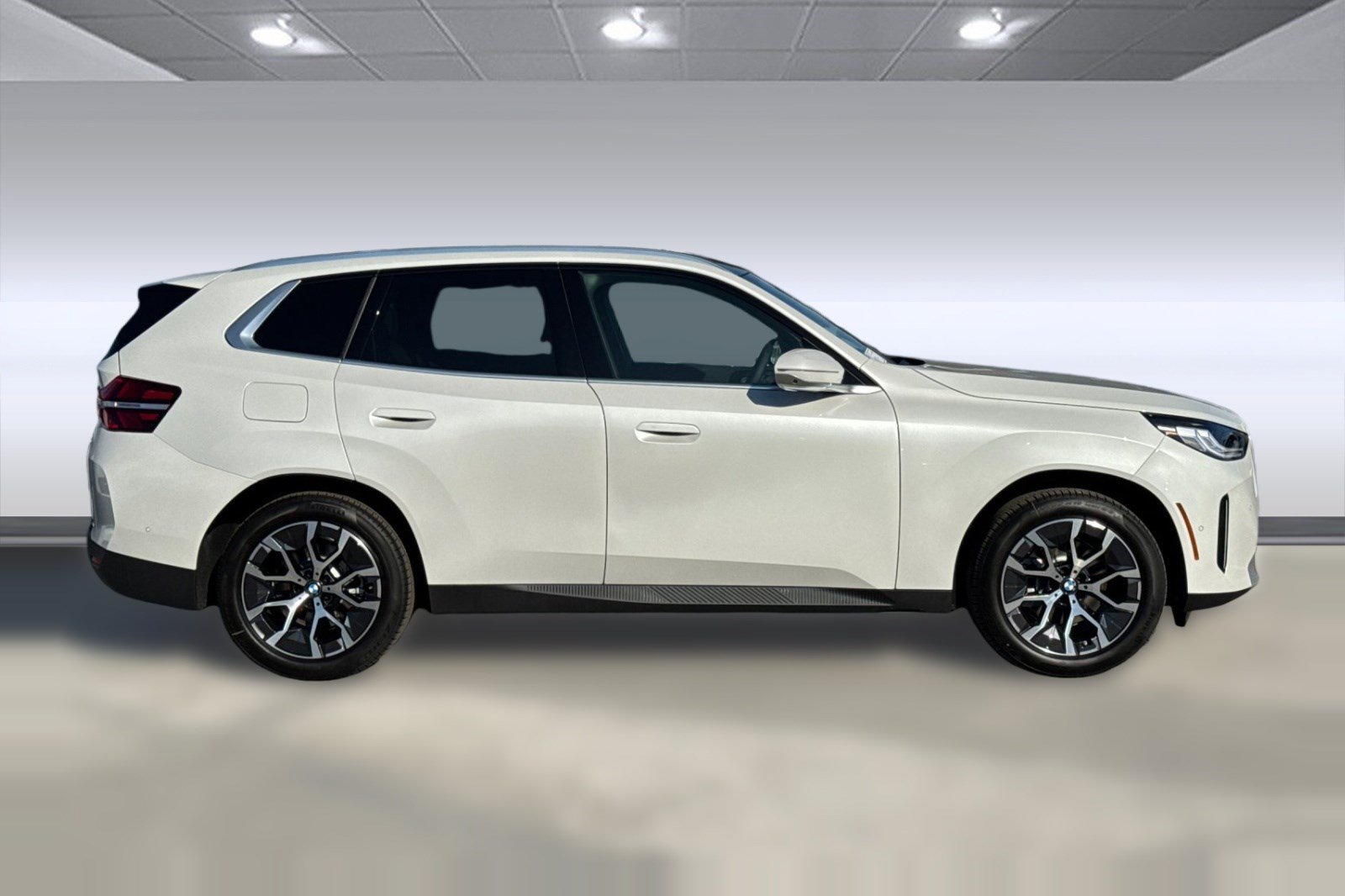 Used 2026 BMW X3 xDrive30i w/ Premium Package AWD/4WD image 8