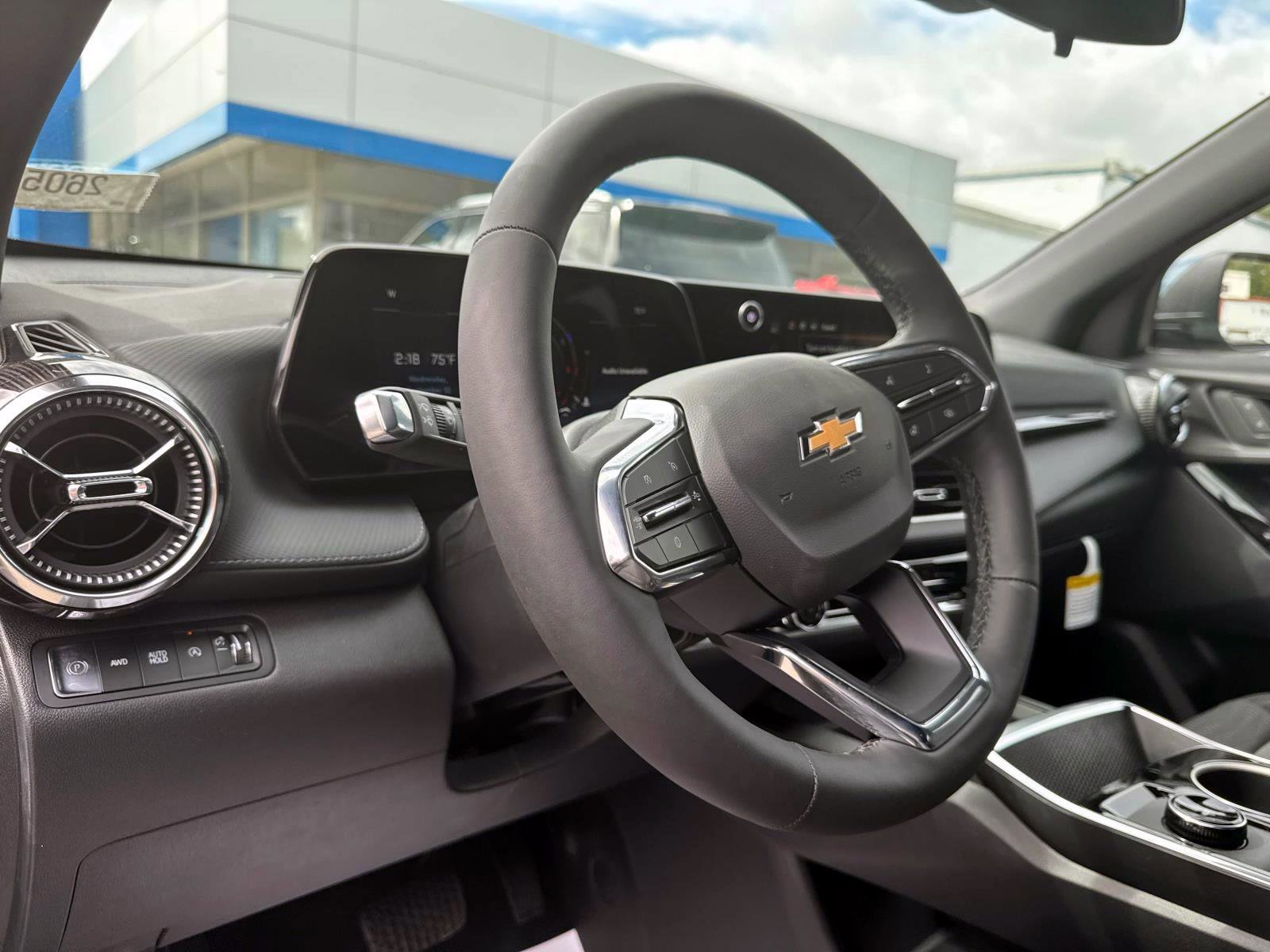 New 2026 Chevrolet Equinox LT image 15