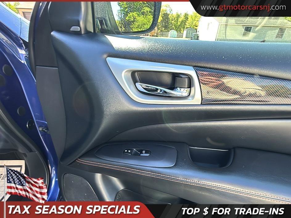 Used 2019 Nissan Pathfinder SL AWD/4WD image 40