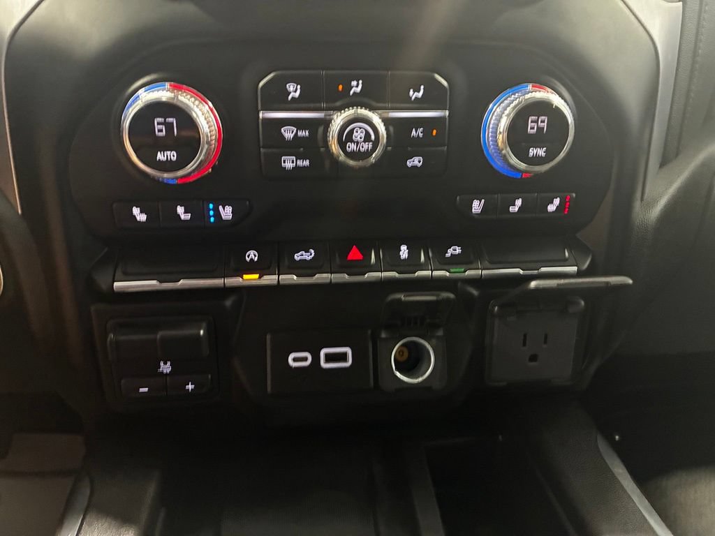 Used 2022 GMC Sierra 1500 SLT w/ SLT Convenience Package AWD/4WD image 28