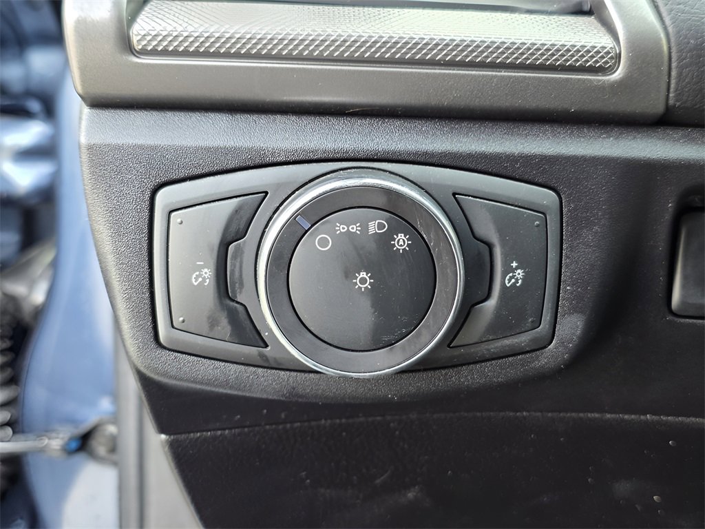 Used 2018 Ford Fusion SE image 21