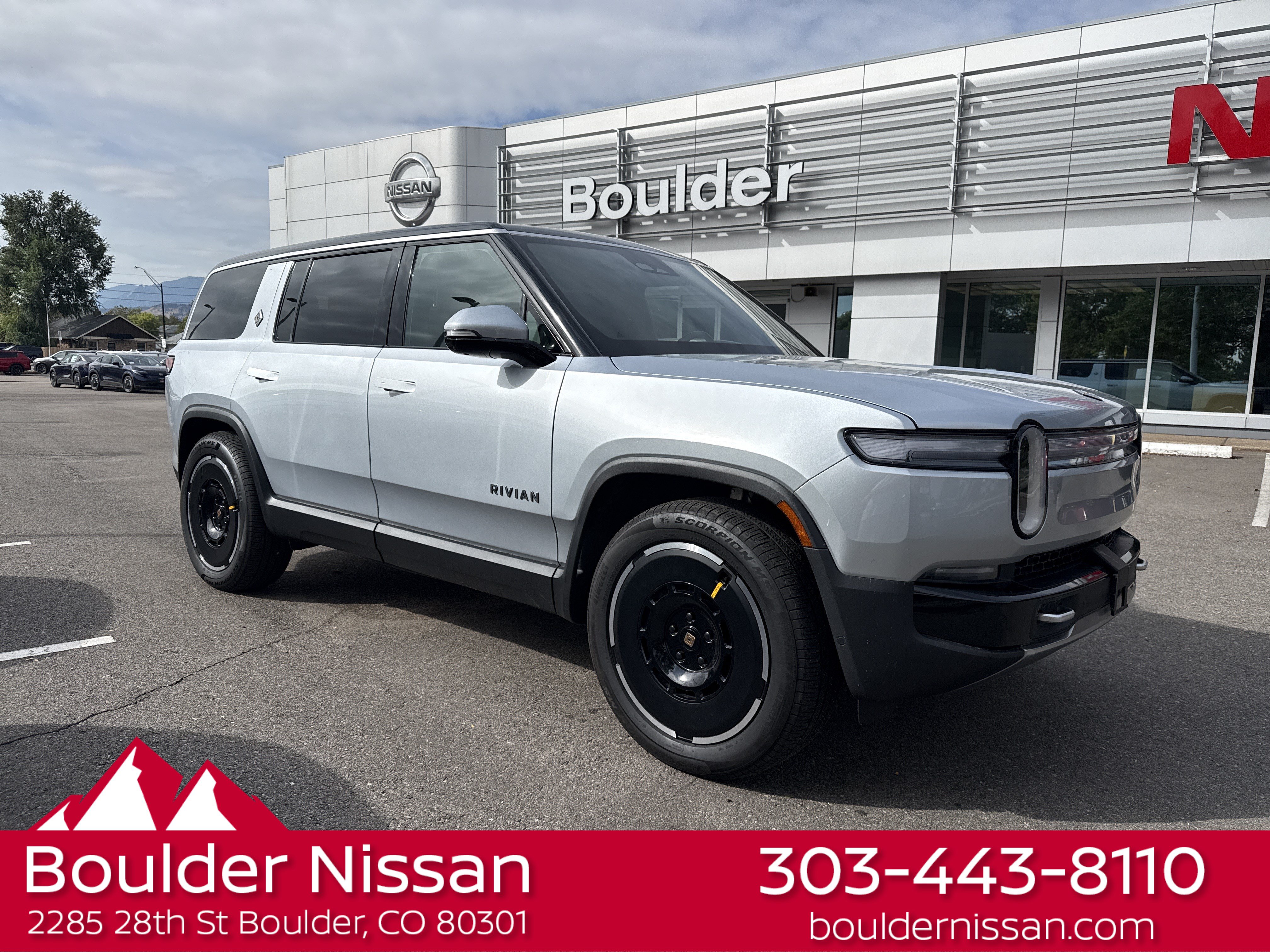Used 2025 Rivian R1S Adventure Dual