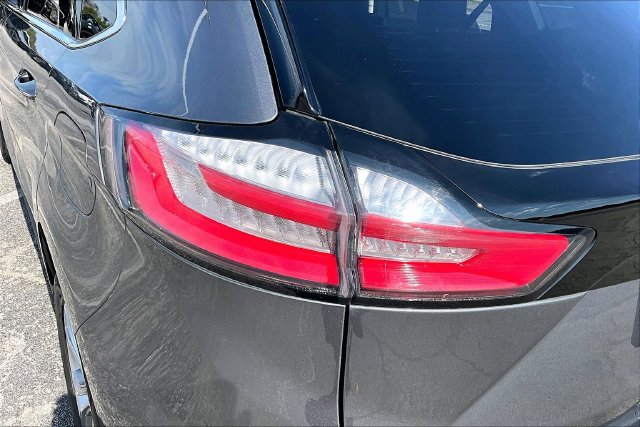 Used 2024 Ford Edge Titanium AWD/4WD image 23