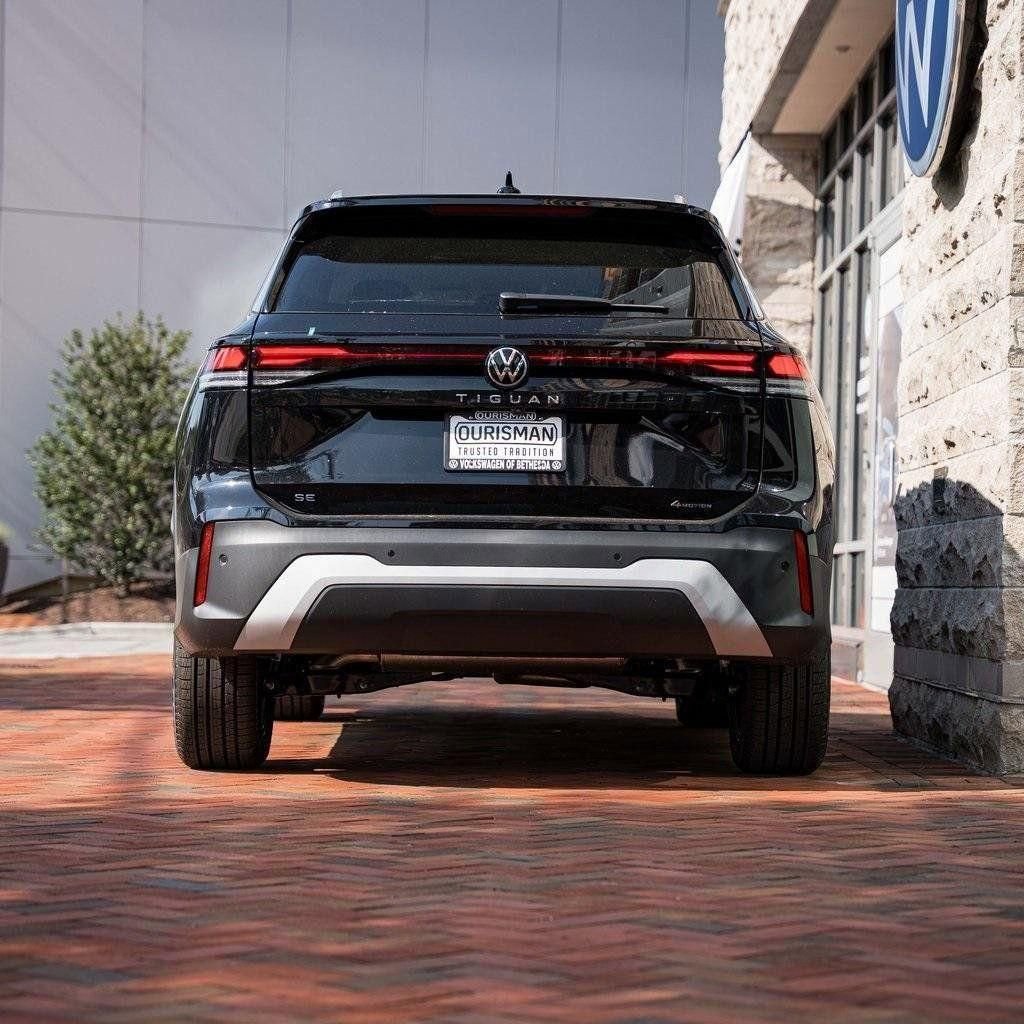 New 2026 Volkswagen Tiguan SE AWD/4WD image 6