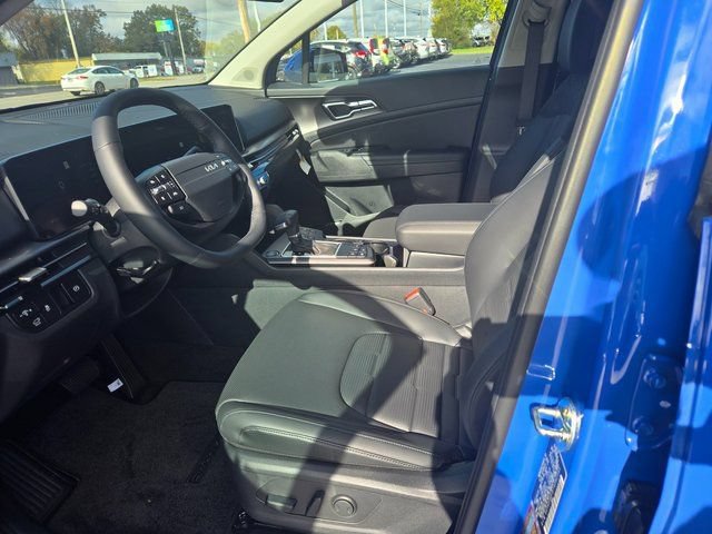 New 2026 Kia Sportage SX FWD image 6