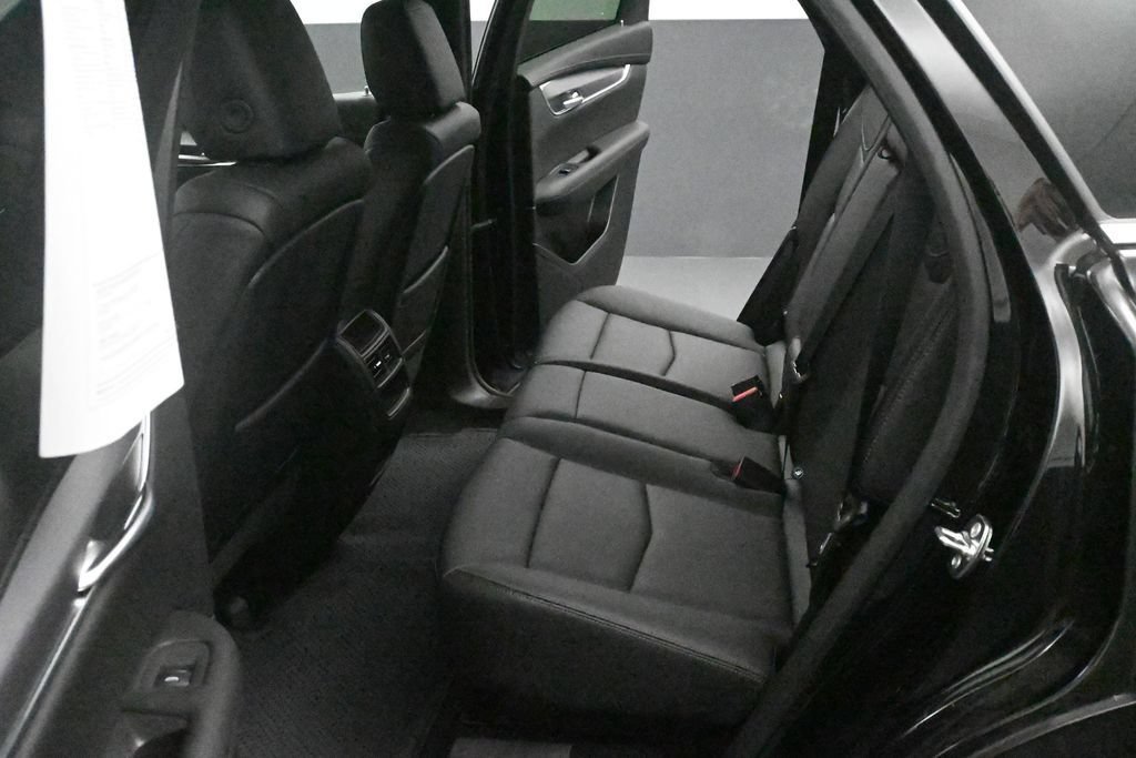 Used 2025 Cadillac XT5 Luxury AWD/4WD image 13