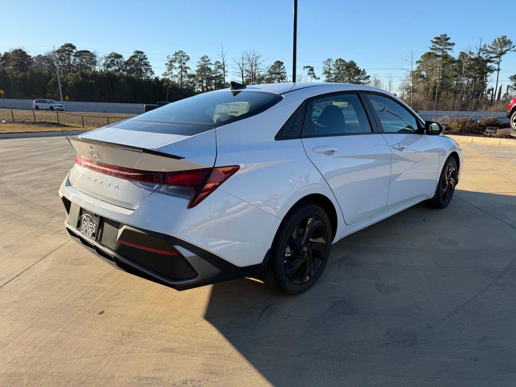 New 2026 Hyundai Elantra Sport image 5