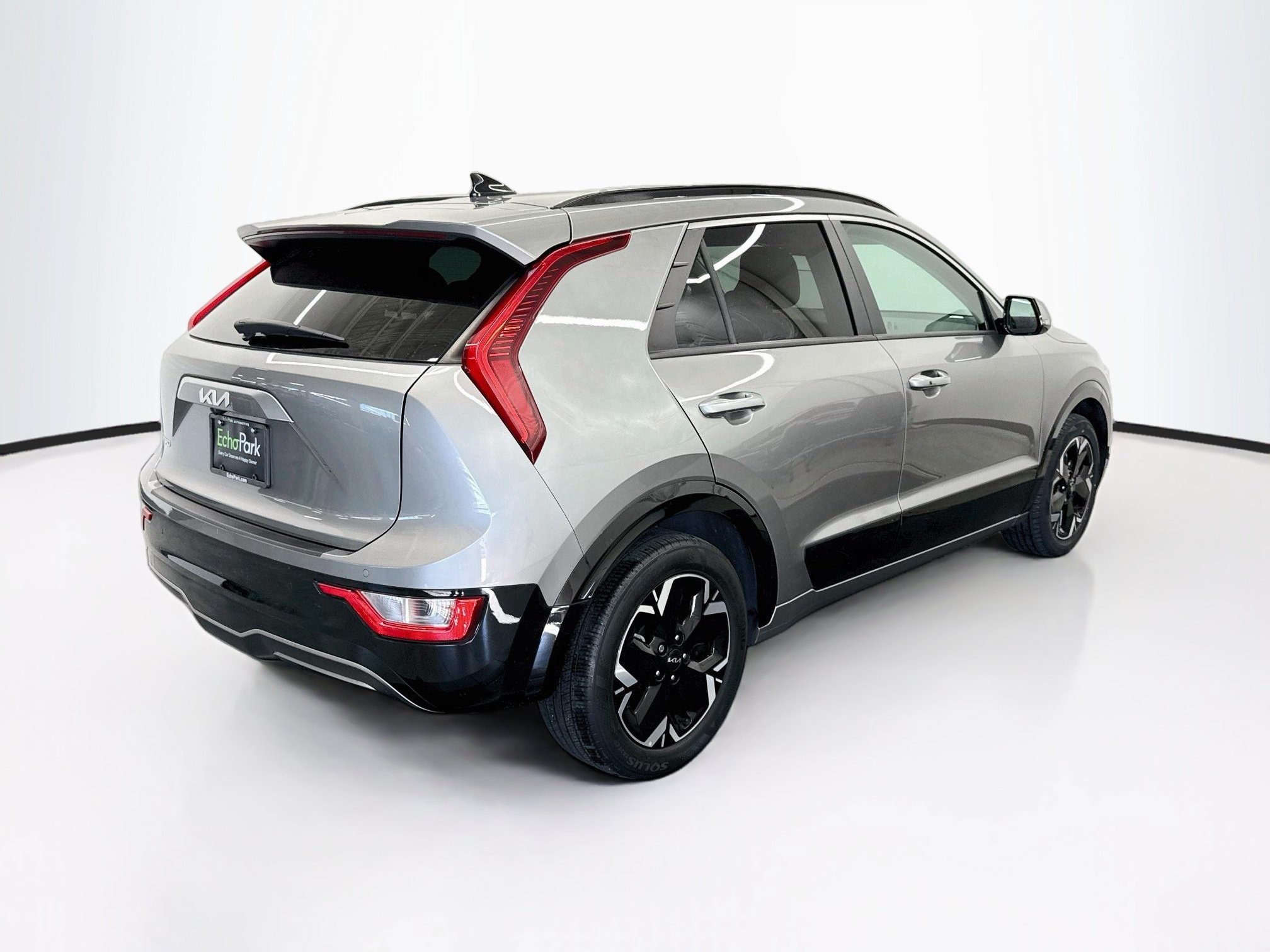 Used 2023 Kia Niro Wind w/ Wind Preserve Package FWD image 9