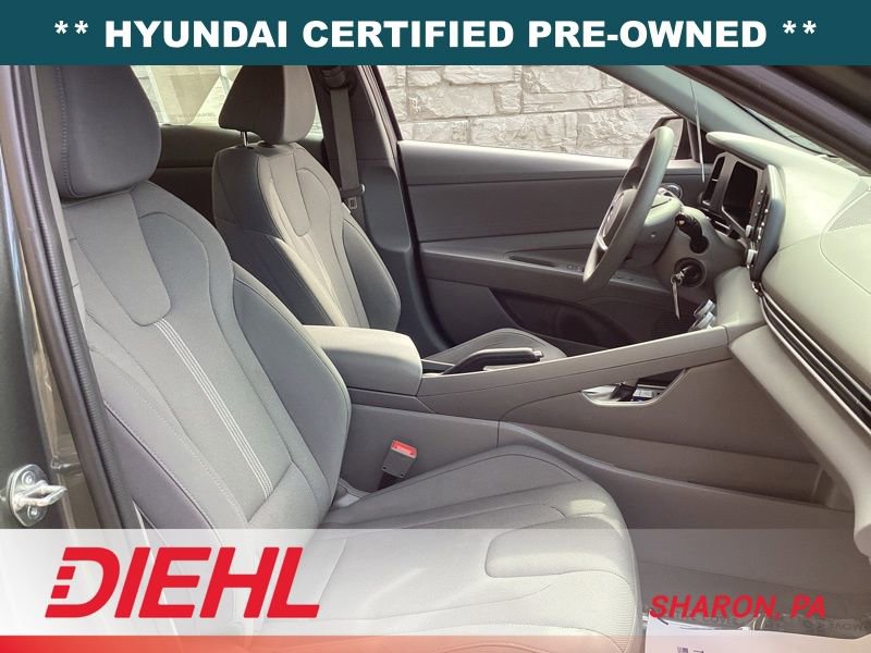 Used 2024 Hyundai Elantra SE image 18