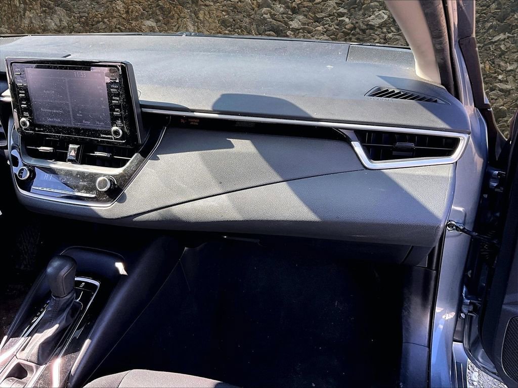 Used 2022 Toyota Corolla LE image 15