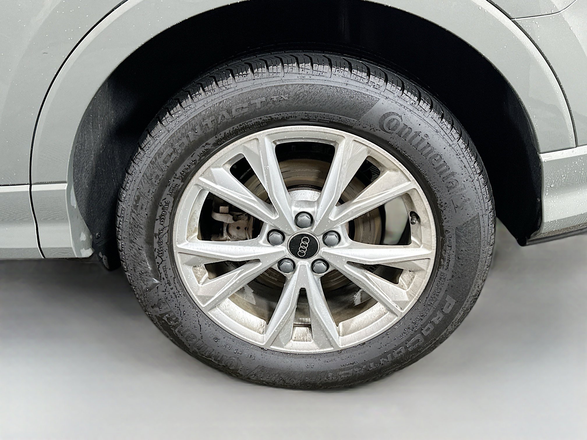 Used 2025 Audi Q3 2.0T Premium image 30