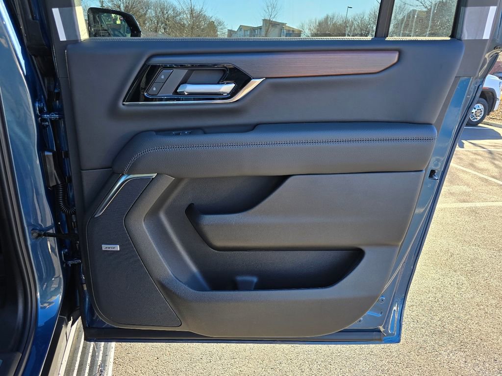 New 2026 GMC Yukon XL Denali w/ Sun & Power Step Package AWD/4WD image 35