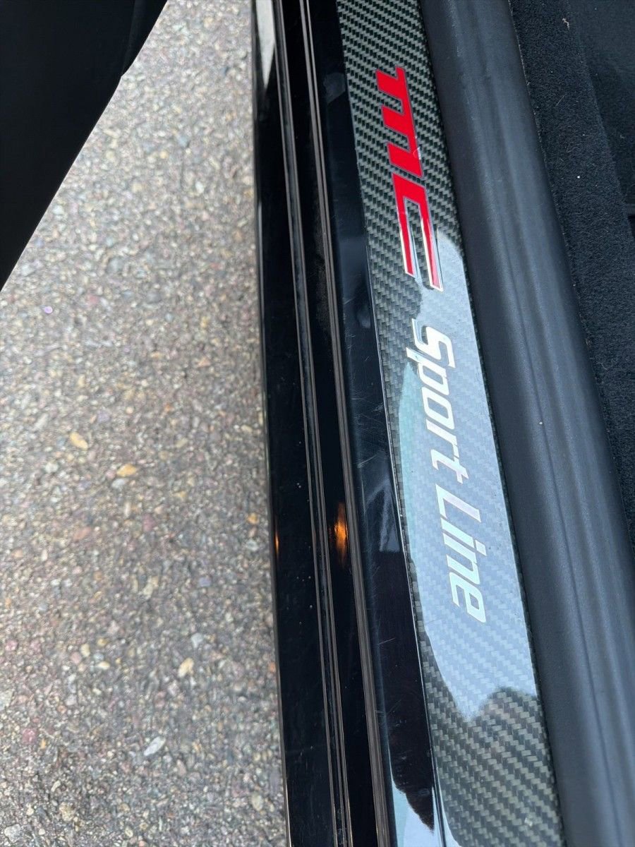 Used 2011 Maserati GranTurismo S image 9