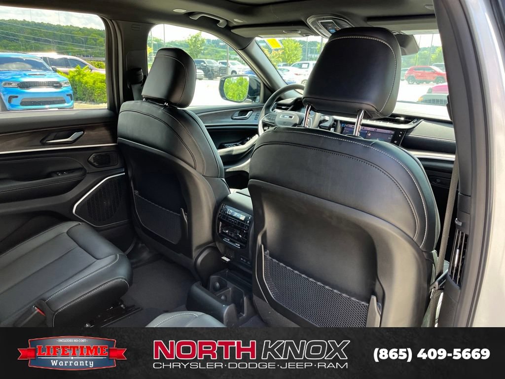 New 2026 Jeep Grand Cherokee L Limited AWD/4WD image 25