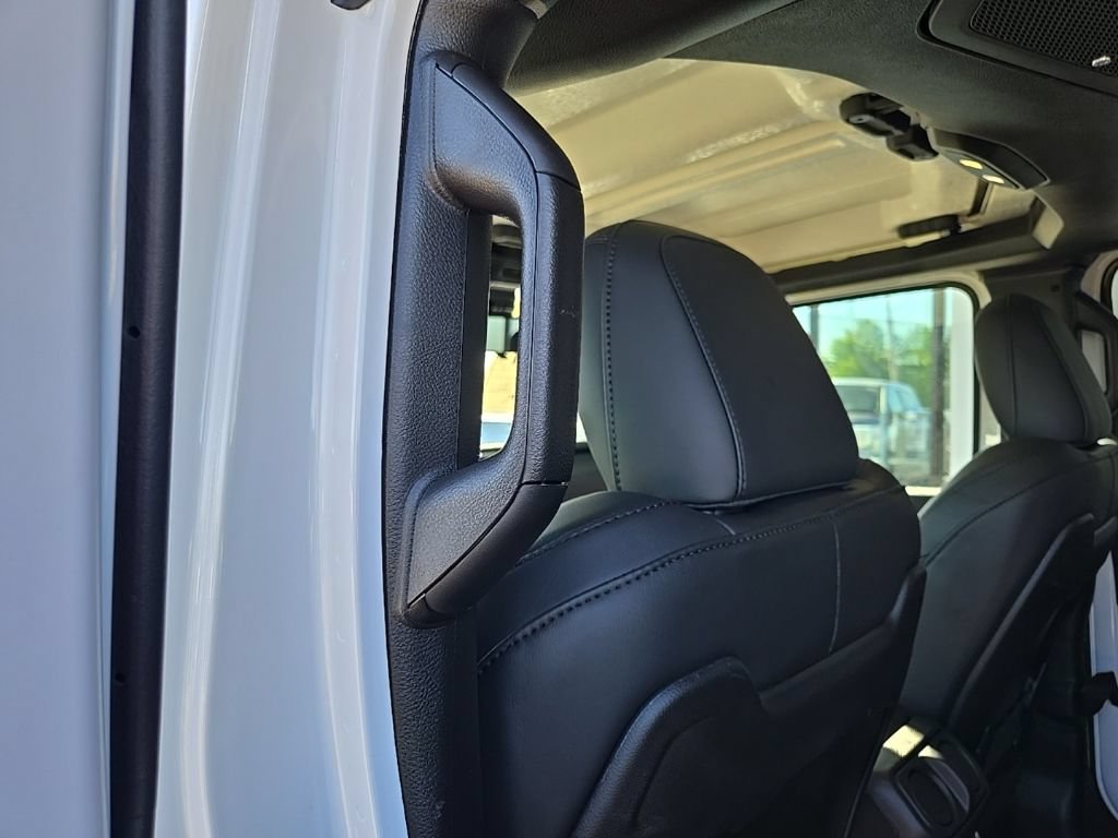 New 2026 Jeep Gladiator Mojave AWD/4WD image 97