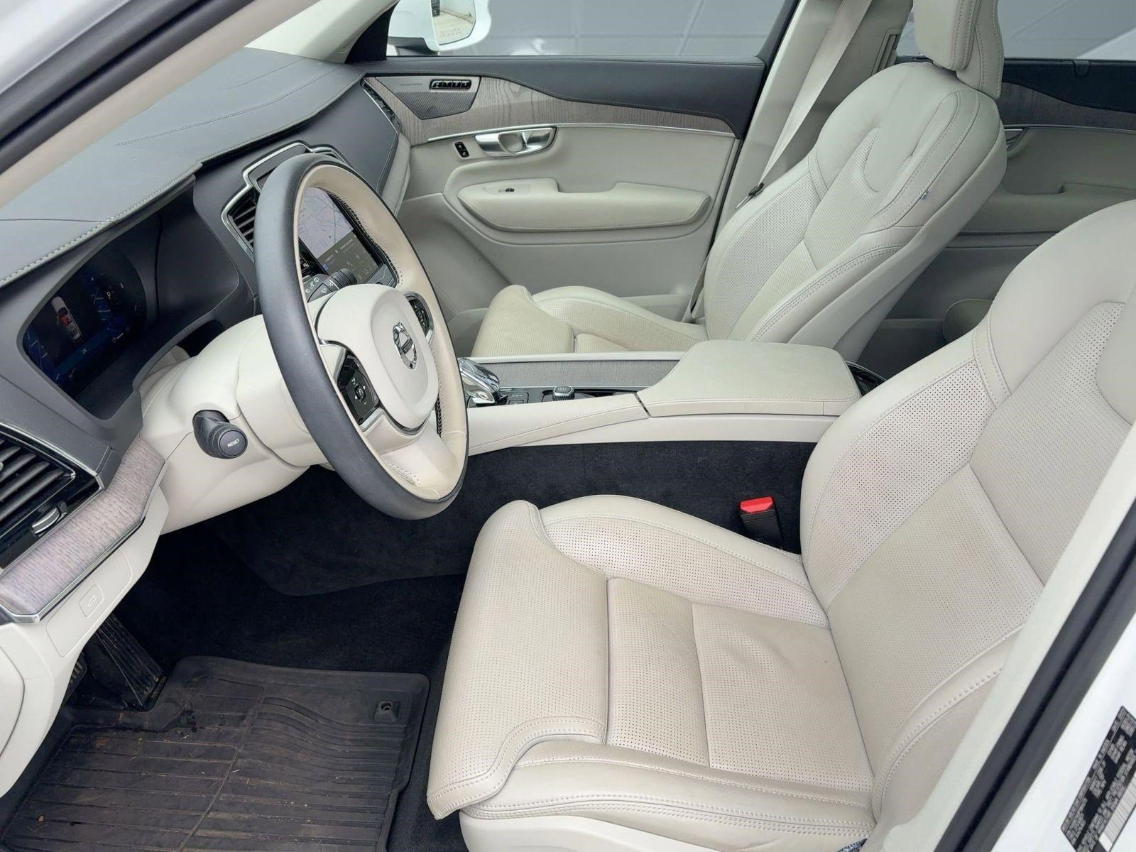 Certified 2023 Volvo XC90 B6 Ultimate image 5