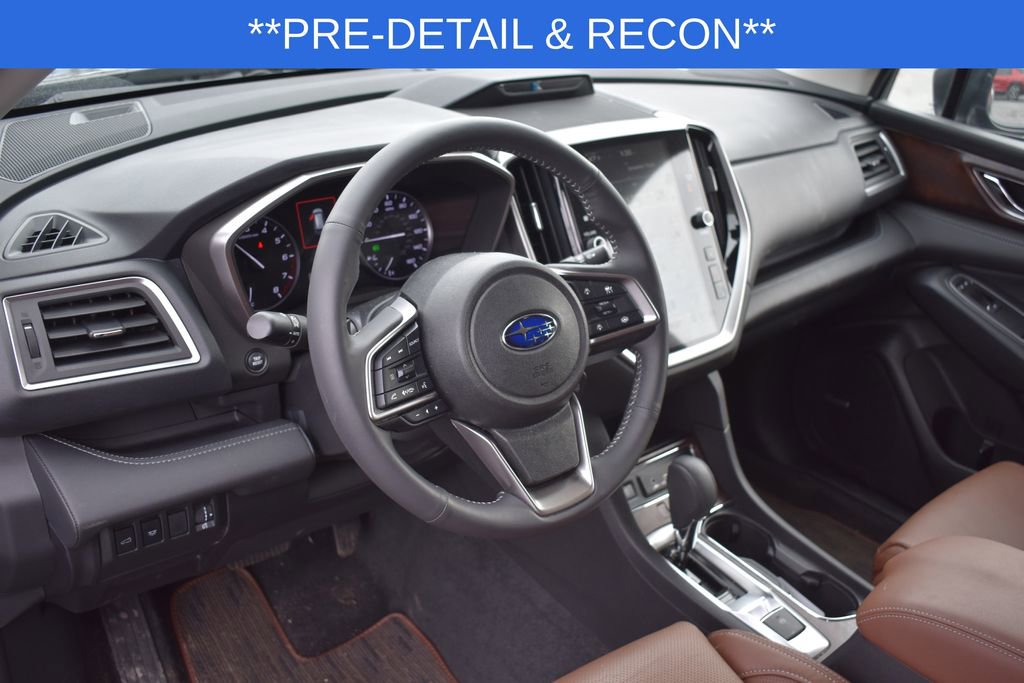 Used 2025 Subaru Ascent Touring image 8