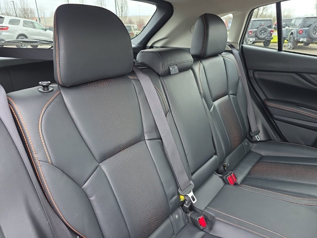 Used 2022 Subaru Crosstrek 2.5i Limited w/ Popular Package #4 image 12