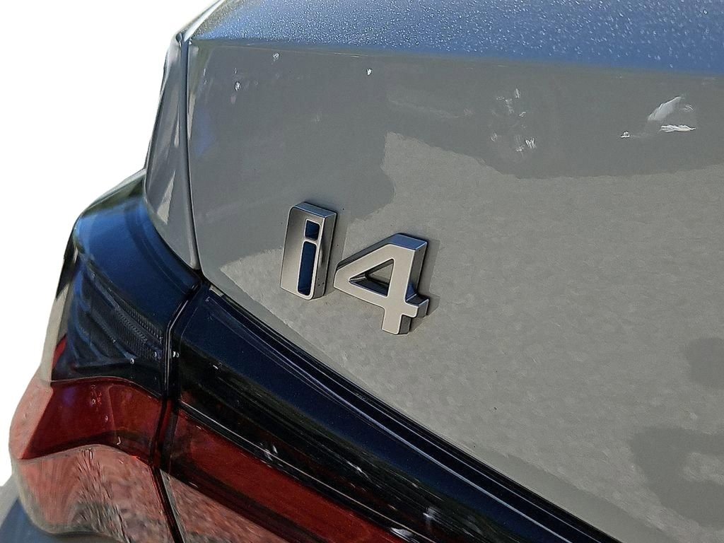 Used 2025 BMW i4 xDrive40i w/ Parking Assistance Package image 30
