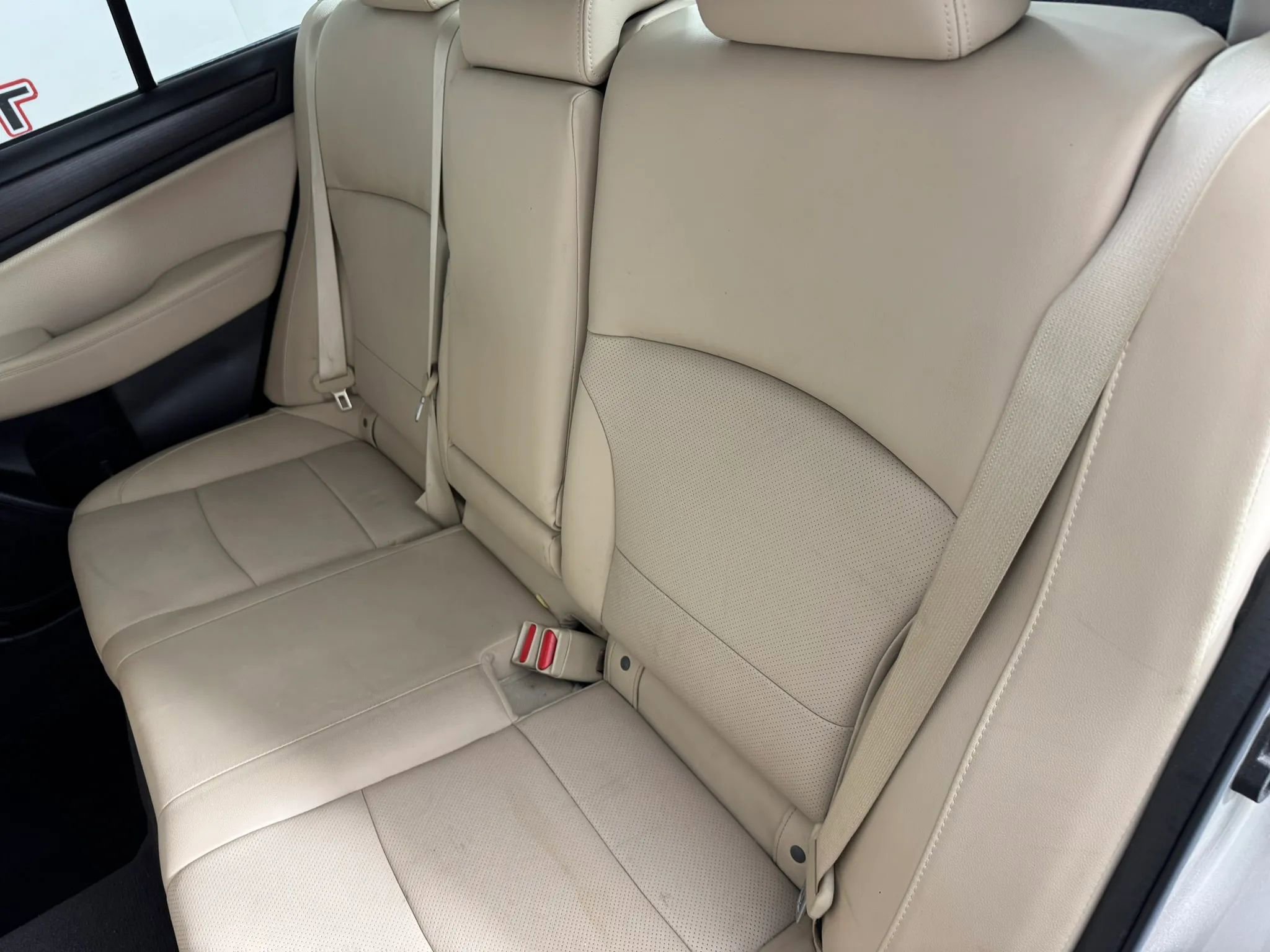 Used 2015 Subaru Legacy 2.5i Limited image 33