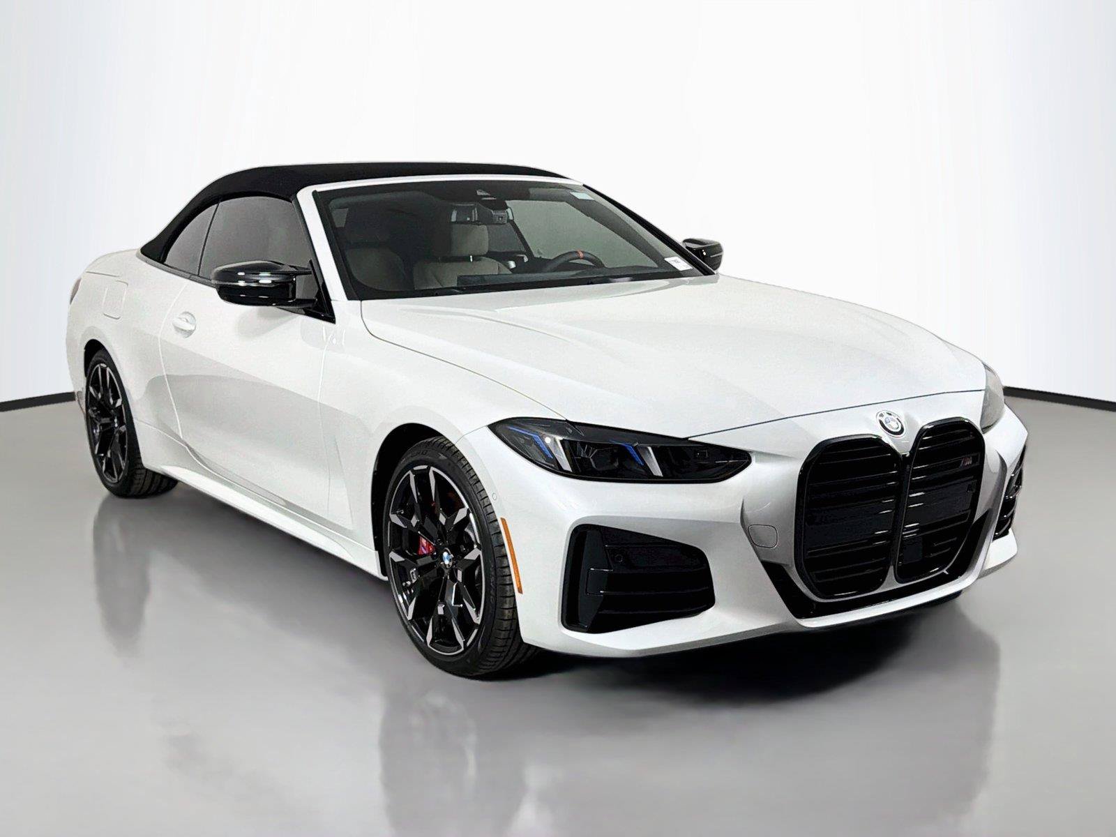 New 2027 BMW 440i xDrive Convertible w/ Premium Package AWD/4WD image 3