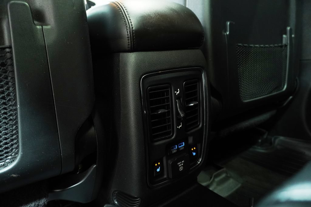 Used 2021 Jeep Grand Cherokee Limited w/ Luxury Group II AWD/4WD image 15