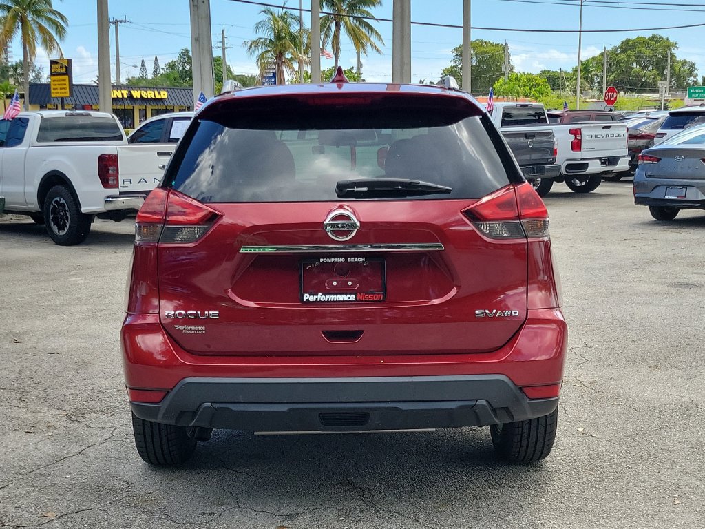 Used 2018 Nissan Rogue SV AWD/4WD image 8