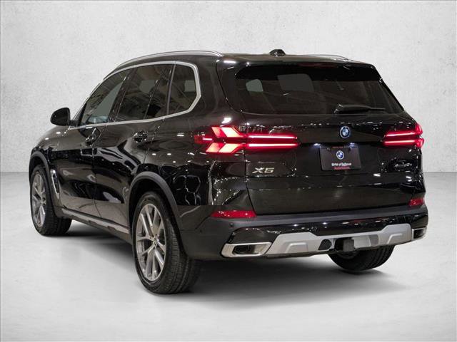 New 2026 BMW X5 xDrive50e image 8