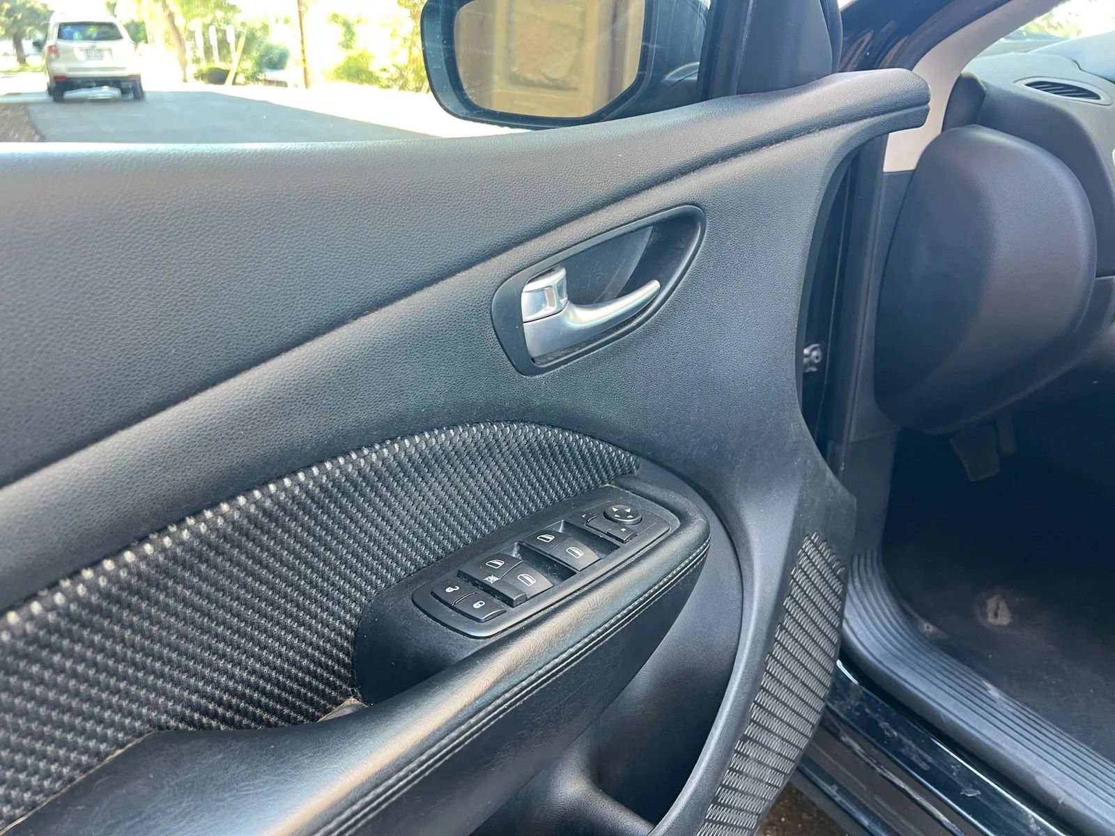 Used 2016 Dodge Dart SXT image 10