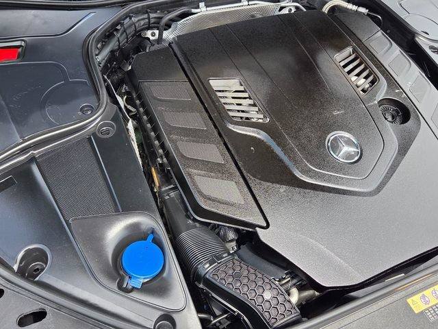 Used 2018 Mercedes-Benz S 560 Sedan image 20