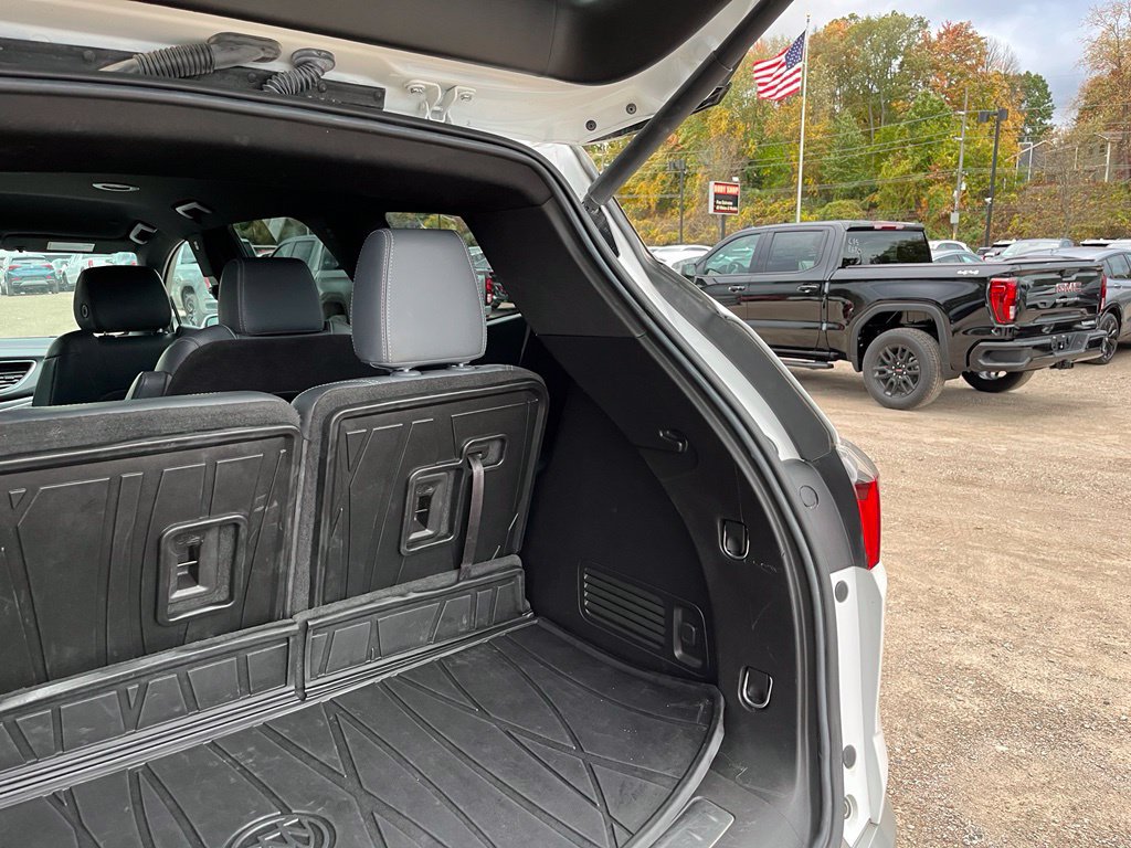 Used 2022 Buick Enclave Essence w/ Trailering Package, 5000 lbs. AWD/4WD image 16