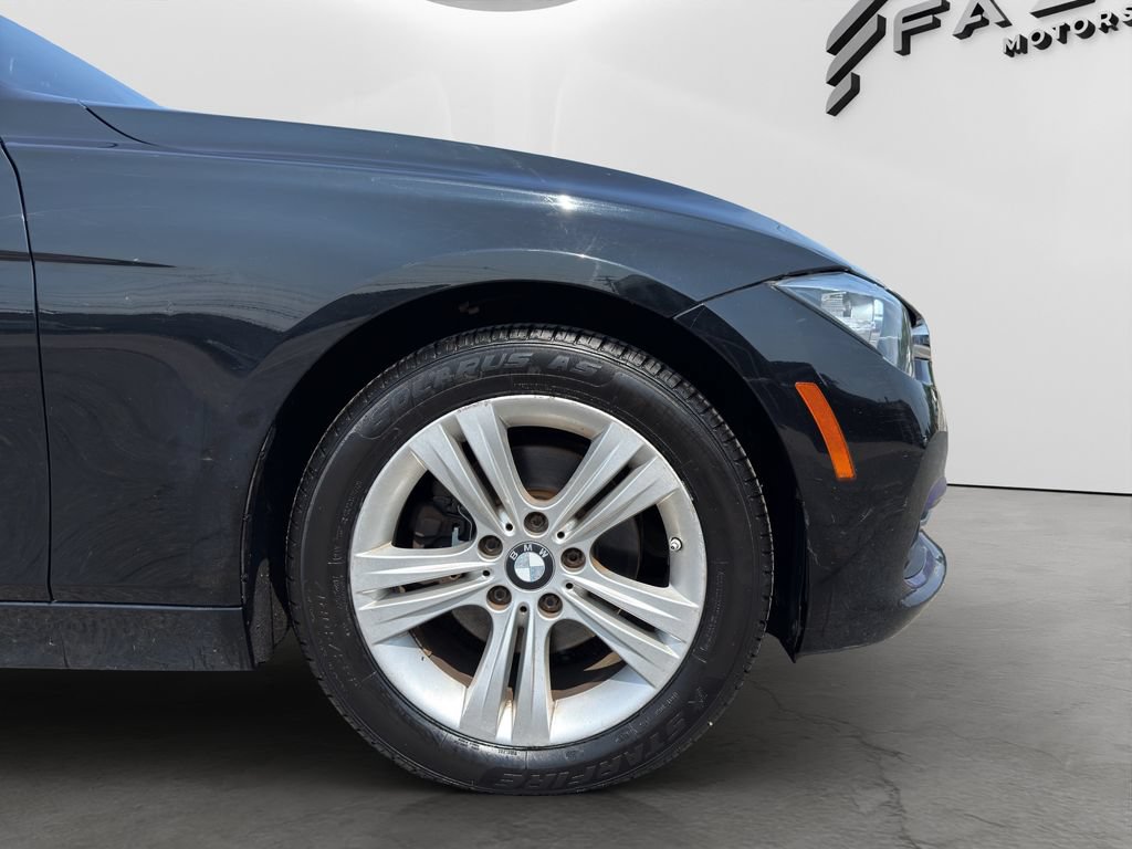 Used 2016 BMW 328i xDrive Sedan AWD/4WD image 24
