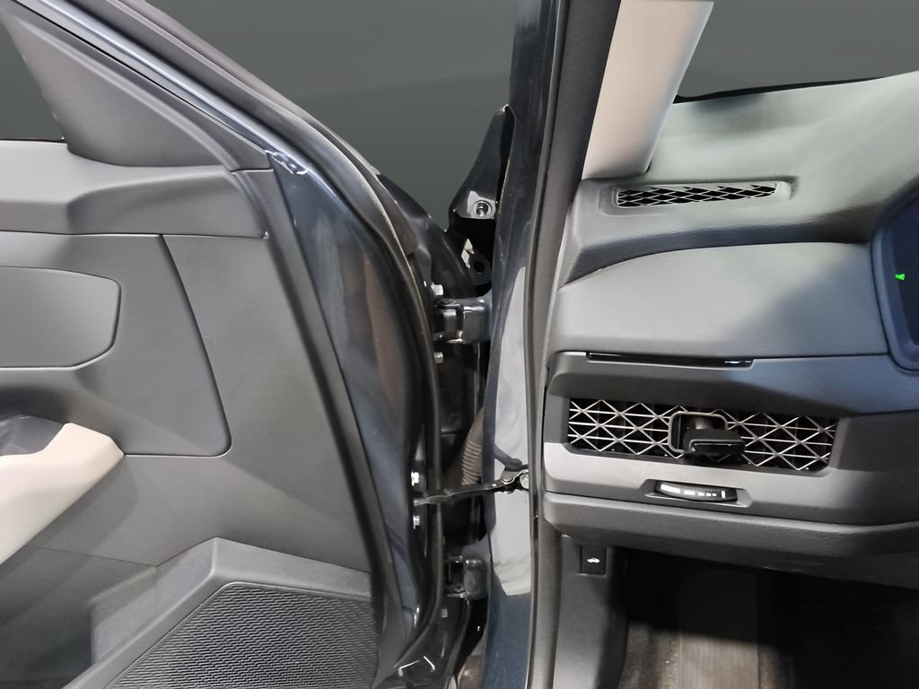 Used 2023 Honda Accord LX image 24