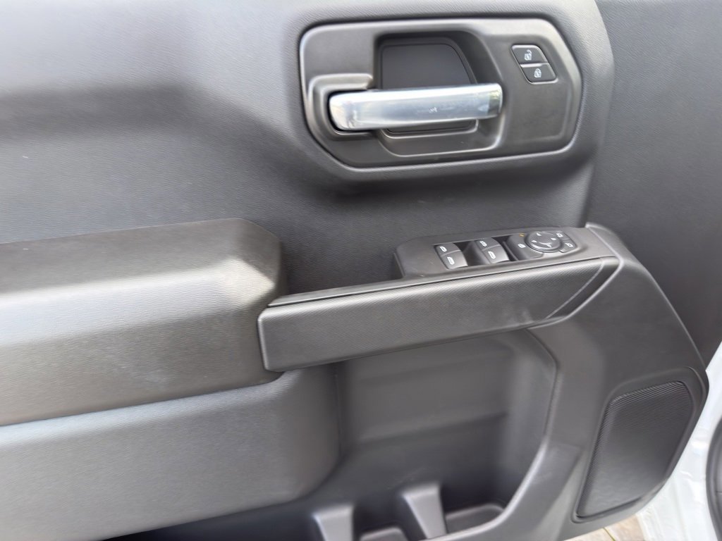 New 2026 Chevrolet Silverado 1500 Custom image 24