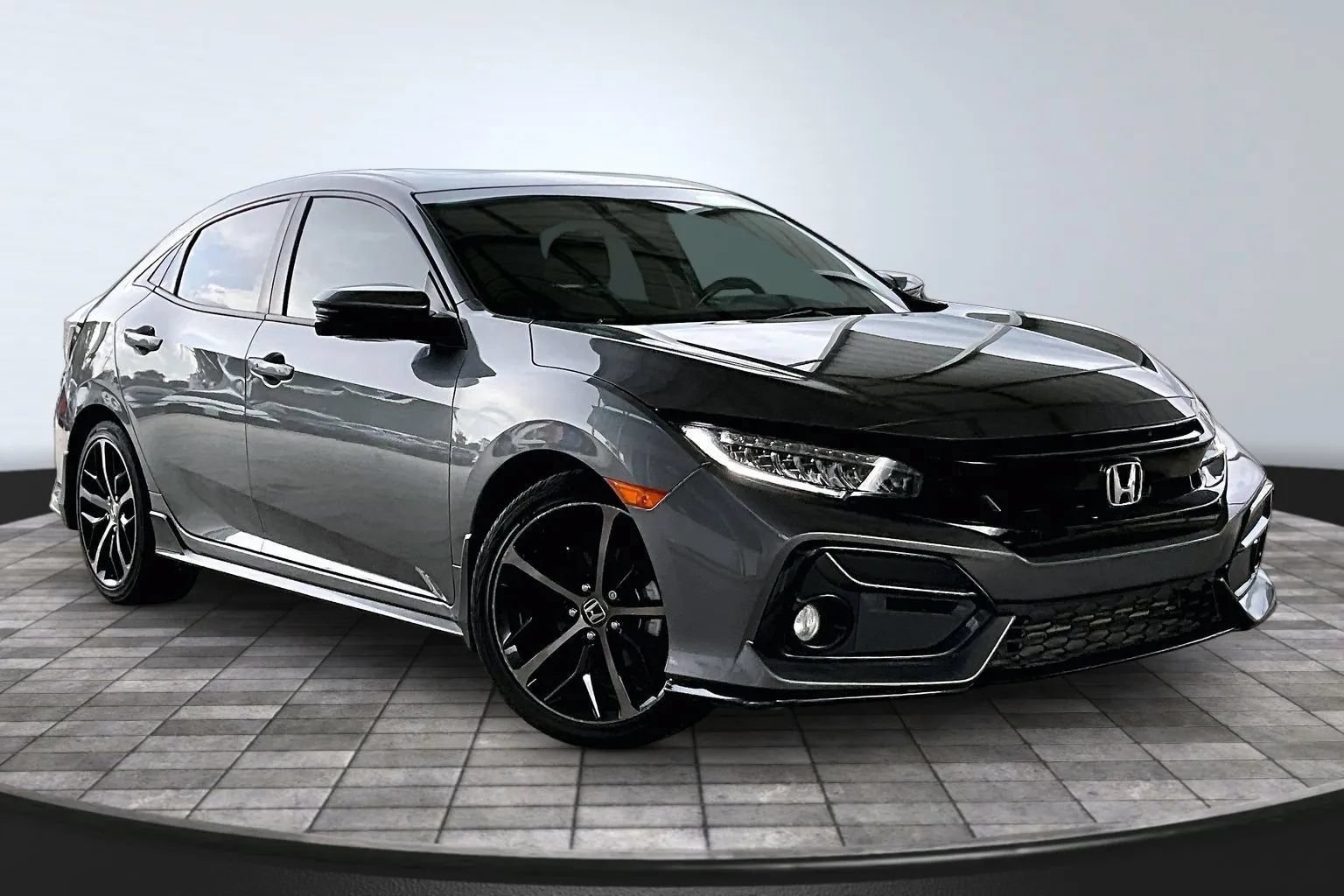 Used 2021 Honda Civic Sport Touring image 3