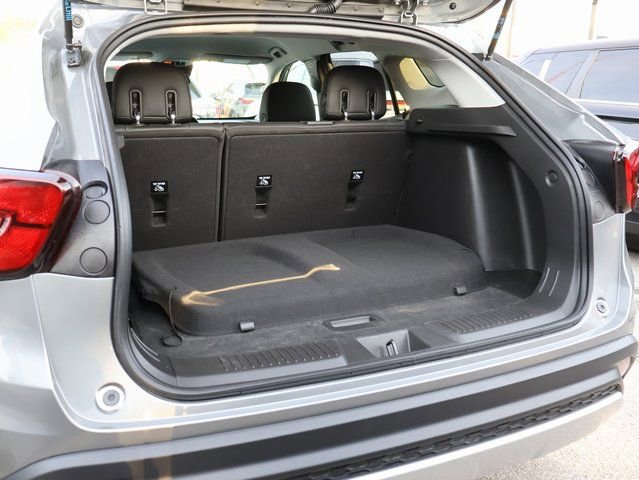 Certified 2025 Chevrolet Trax LT w/ LT Convenience Package image 18