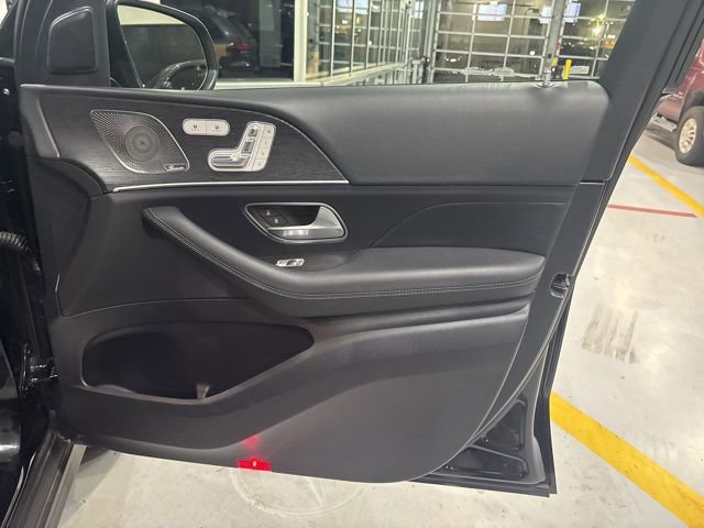 Used 2025 Mercedes-Benz GLS 450 4MATIC image 37